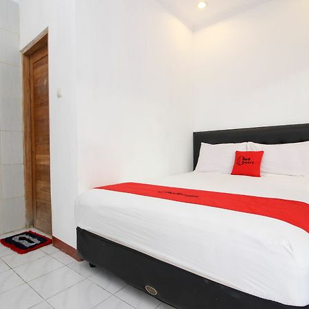 Reddoorz Plus @ Prawirotaman 3 Yogyakarta Kültér fotó