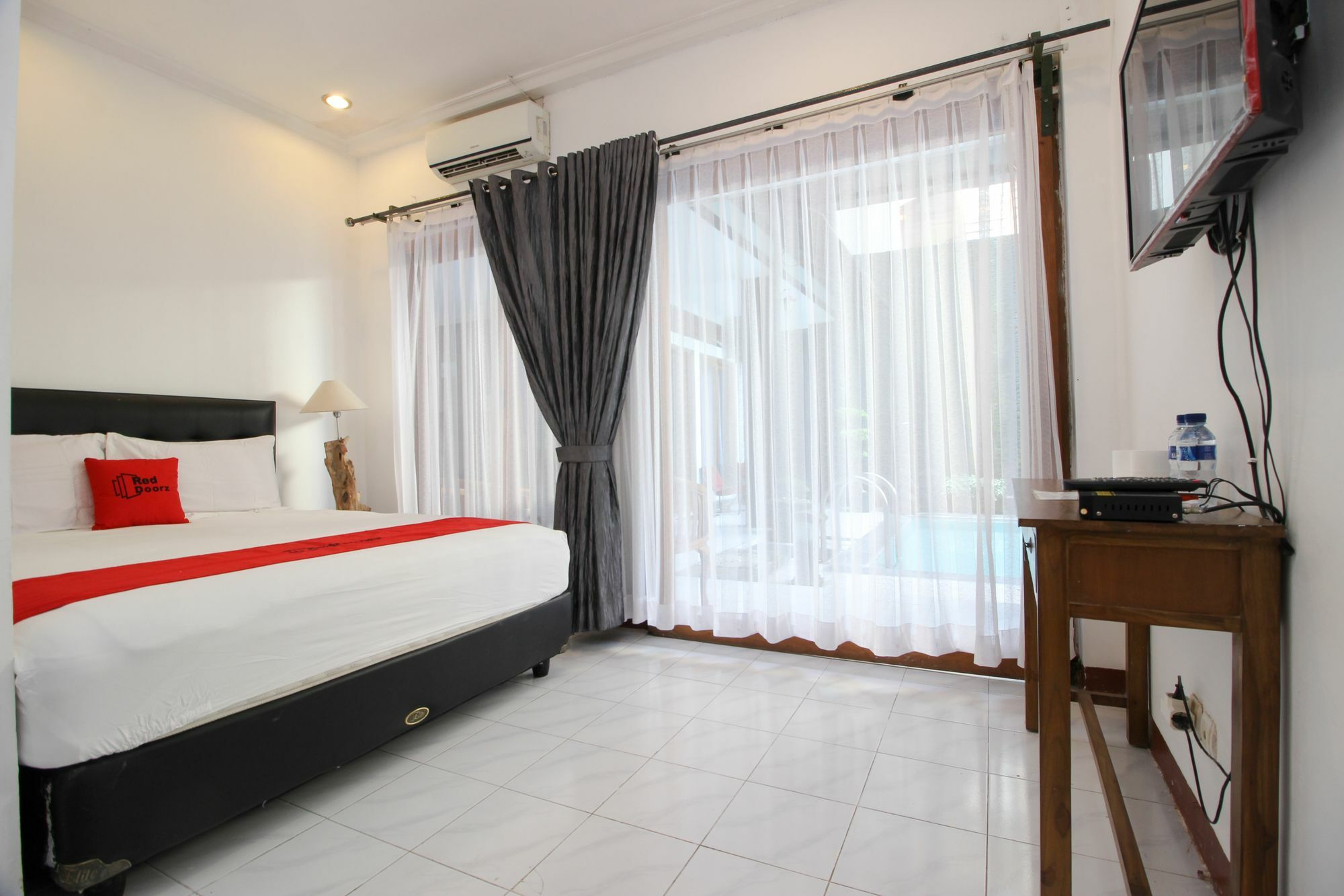 Reddoorz Plus @ Prawirotaman 3 Yogyakarta Kültér fotó