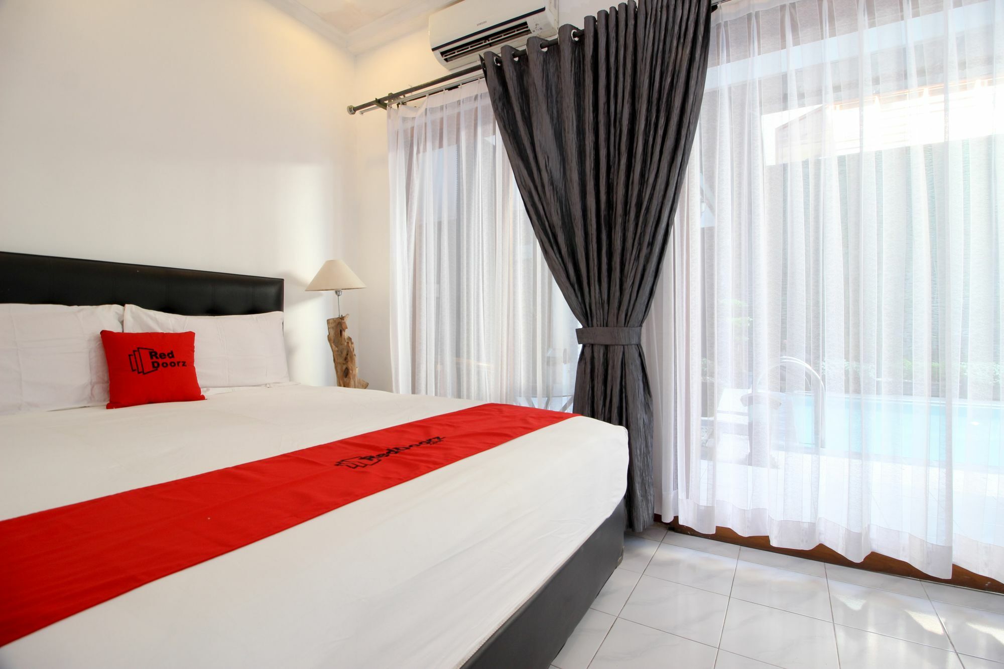Reddoorz Plus @ Prawirotaman 3 Yogyakarta Kültér fotó